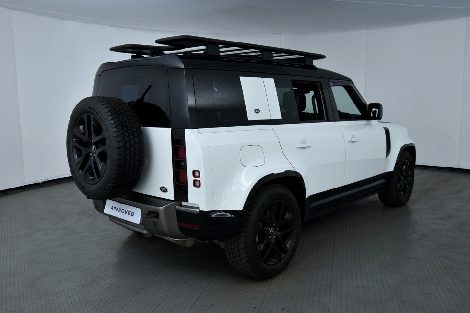 2022 LAND ROVER DEFENDER 110 3.0 D D300 X-DYNAMIC HSE (221kW)