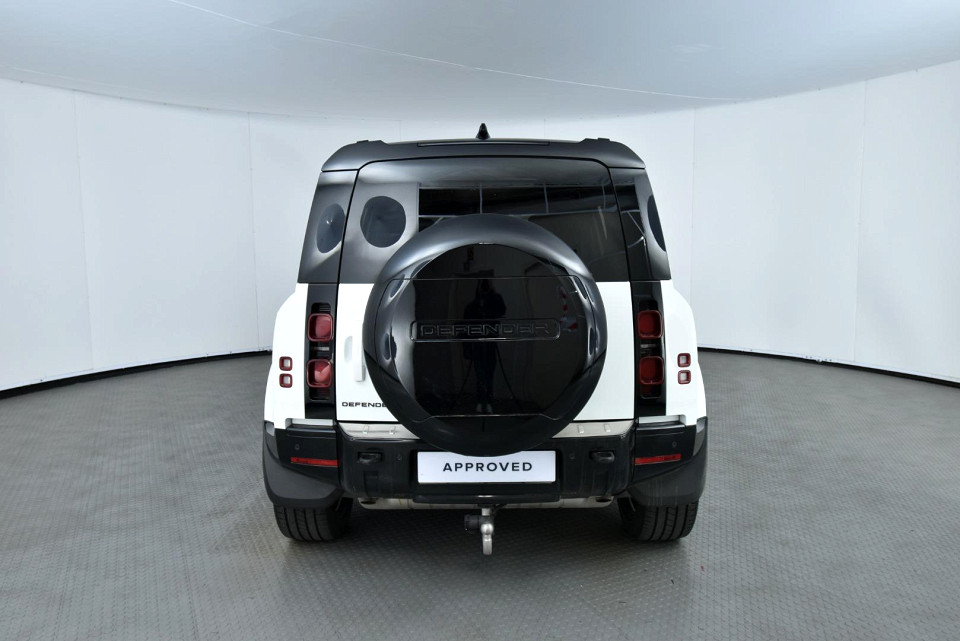 2023 LAND ROVER DEFENDER 110 3.0 D D300 X-DYNAMIC HSE (221kW)