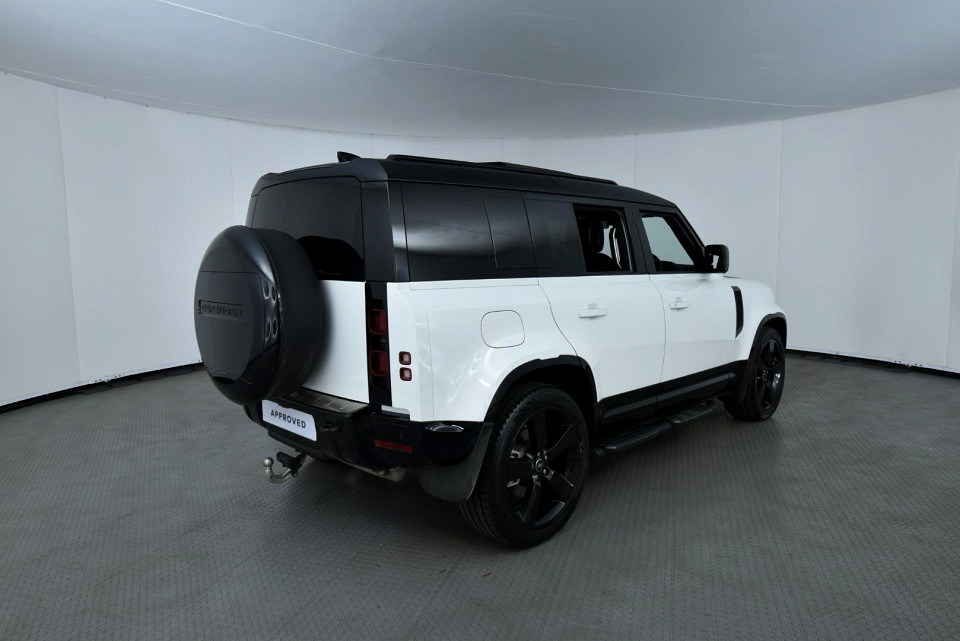 2023 LAND ROVER DEFENDER 110 3.0 D D300 X-DYNAMIC HSE (221kW)
