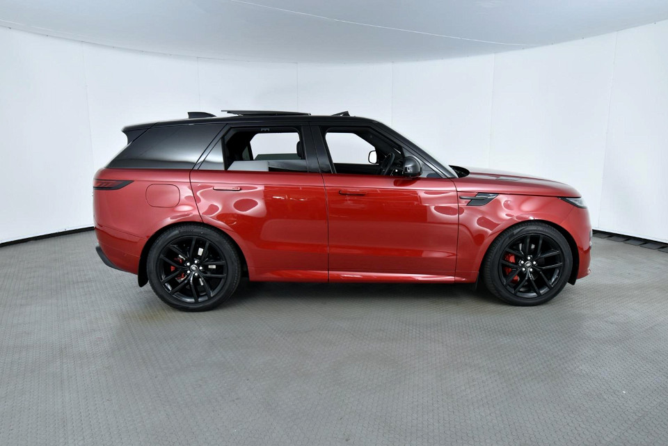 2023 LAND ROVER RANGE ROVER SPORT 3.0 D D350 DYNAMIC FIRST EDITION (258kW)