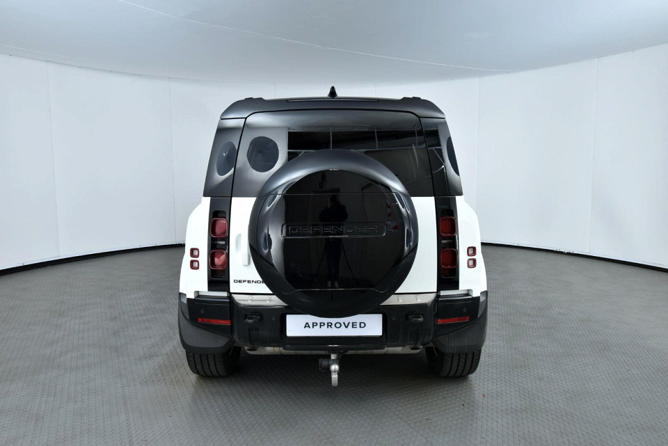 2025 LAND ROVER DEFENDER Defender