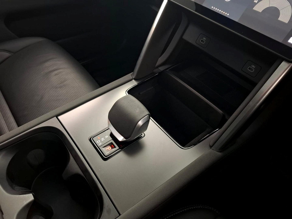 2025 LAND ROVER DISCOVERY SPORT D200 DYNAMIC SE (147kW)