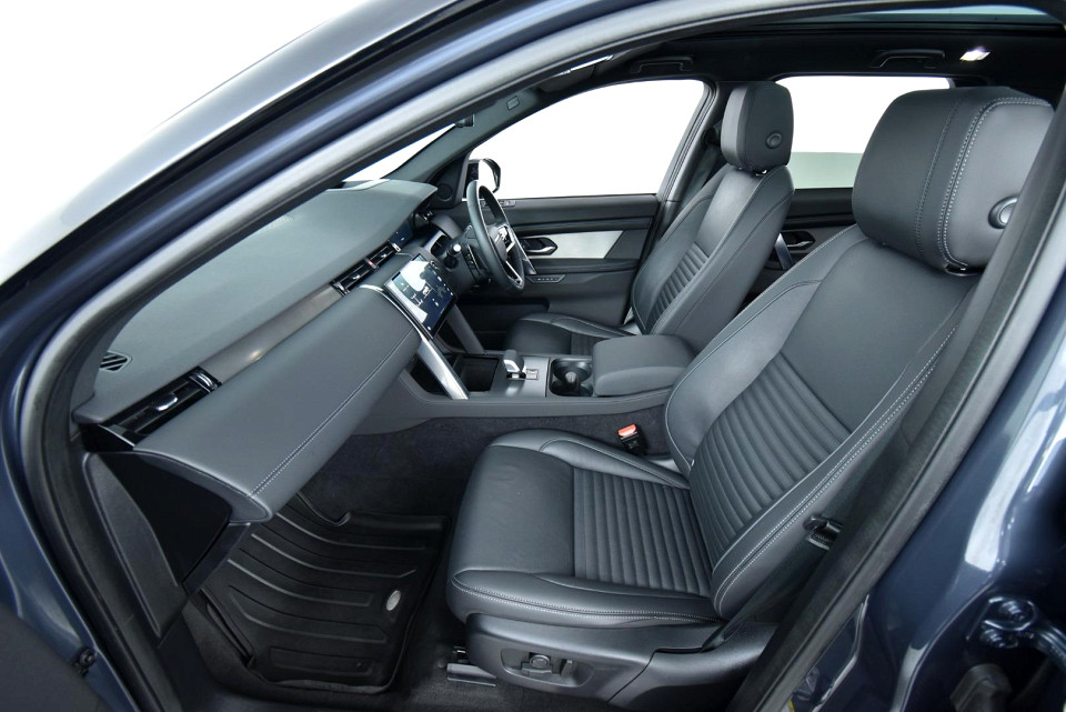 2025 LAND ROVER DISCOVERY SPORT D200 DYNAMIC SE (147kW)