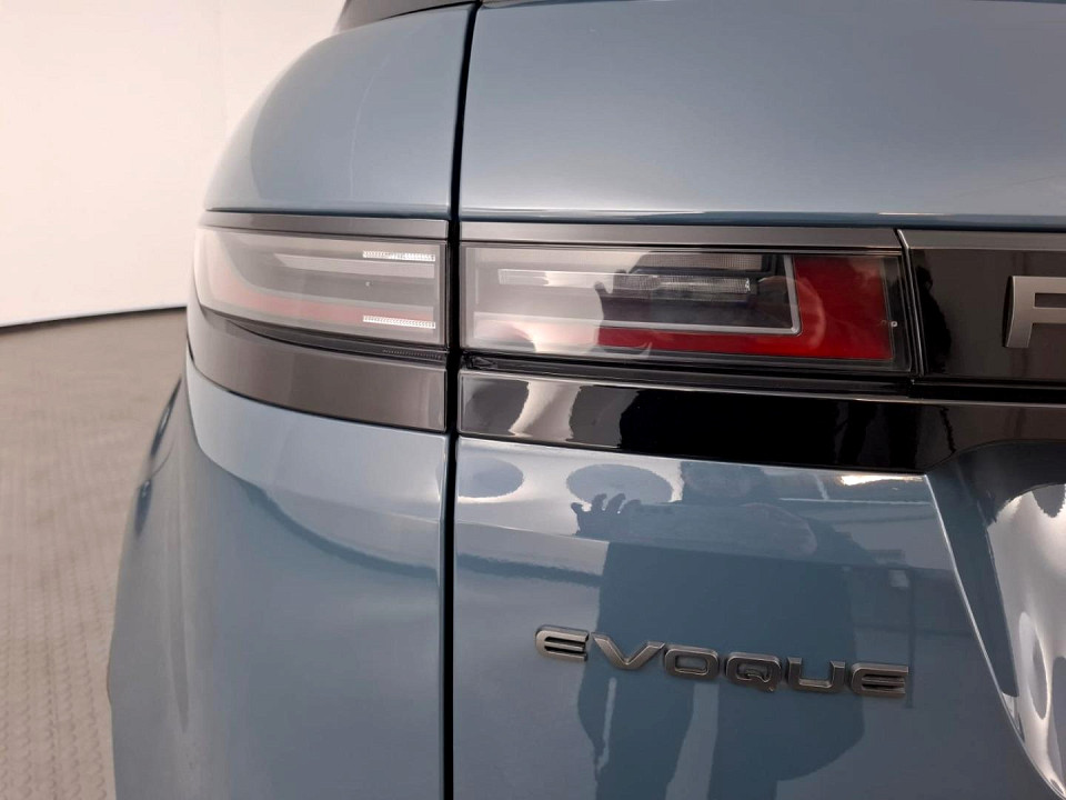2025 LAND ROVER RANGE ROVER EVOQUE D200 DYNAMIC SE (147kW)