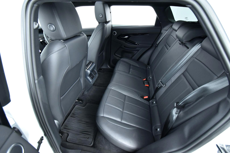 2025 LAND ROVER RANGE ROVER EVOQUE D200 DYNAMIC SE (147kW)