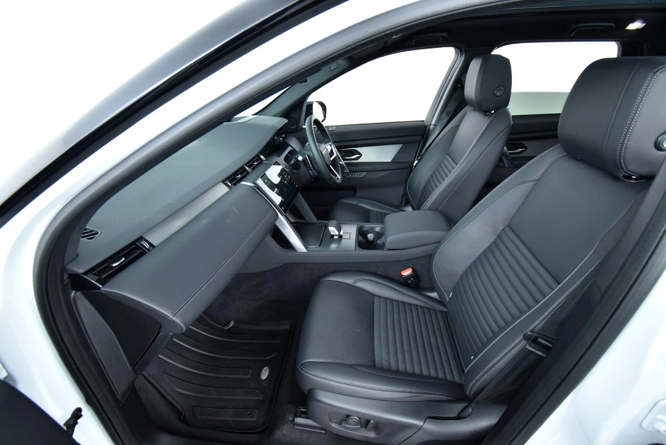 2026 LAND ROVER DISCOVERY SPORT 2.0D D200 DYNAMIC SE (147kW)