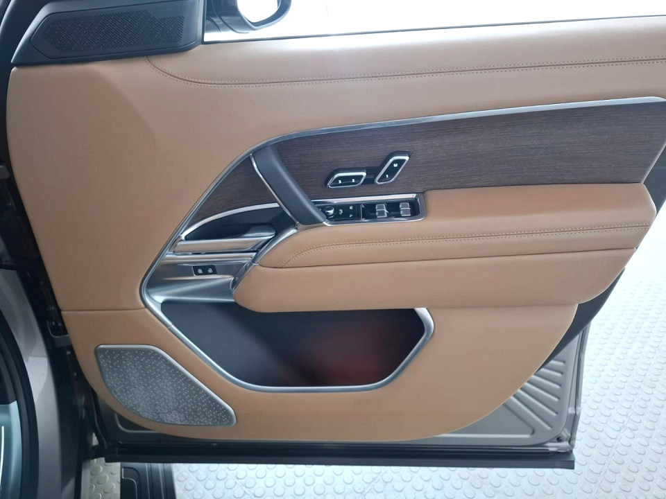 2022 LAND ROVER RANGE ROVER 4.4 P P530 AUTOBIOGRAPHY (390kW)