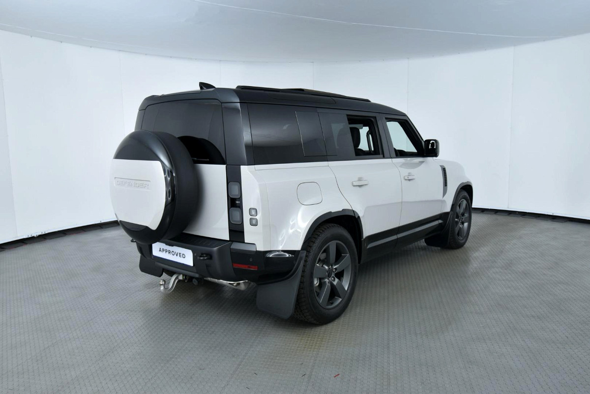 2025 LAND ROVER DEFENDER Defender