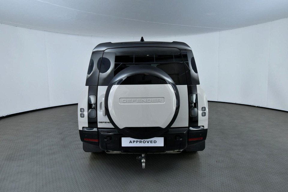 2026 LAND ROVER DEFENDER Defender