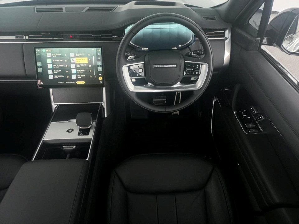 2026 LAND ROVER RANGE ROVER D350 HSE SWB (258kW)