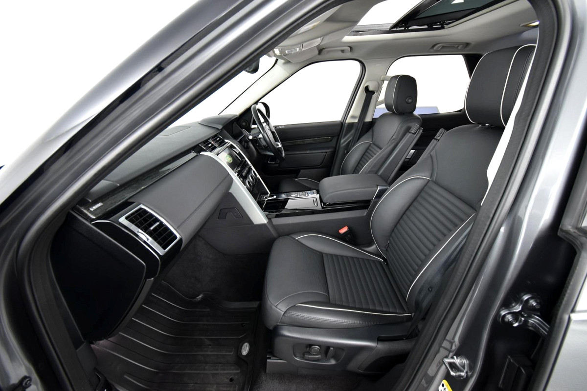 2019 LAND ROVER DISCOVERY 3.0 D HSE