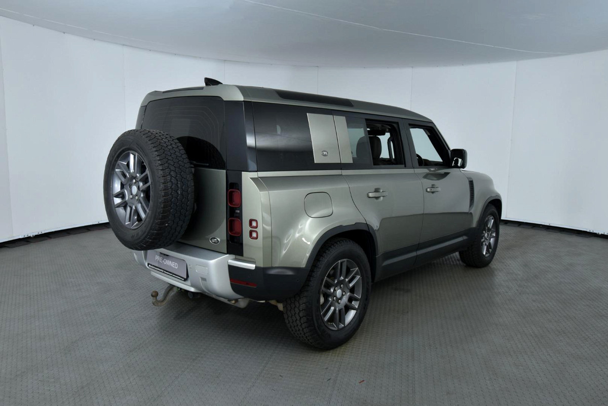2021 LAND ROVER DEFENDER 110 D240 SE (177kW)