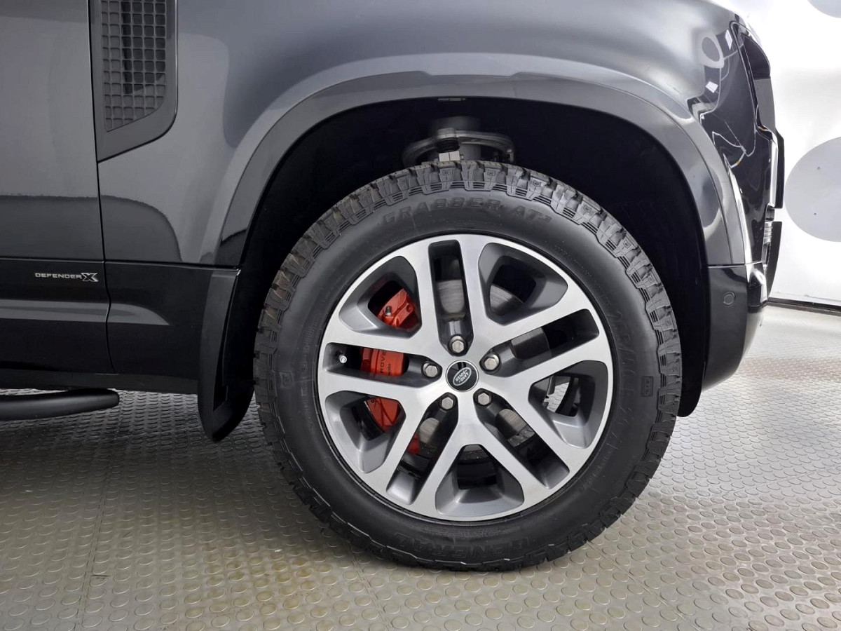 2022 LAND ROVER DEFENDER 110 3.0 D D300 X (221kW)