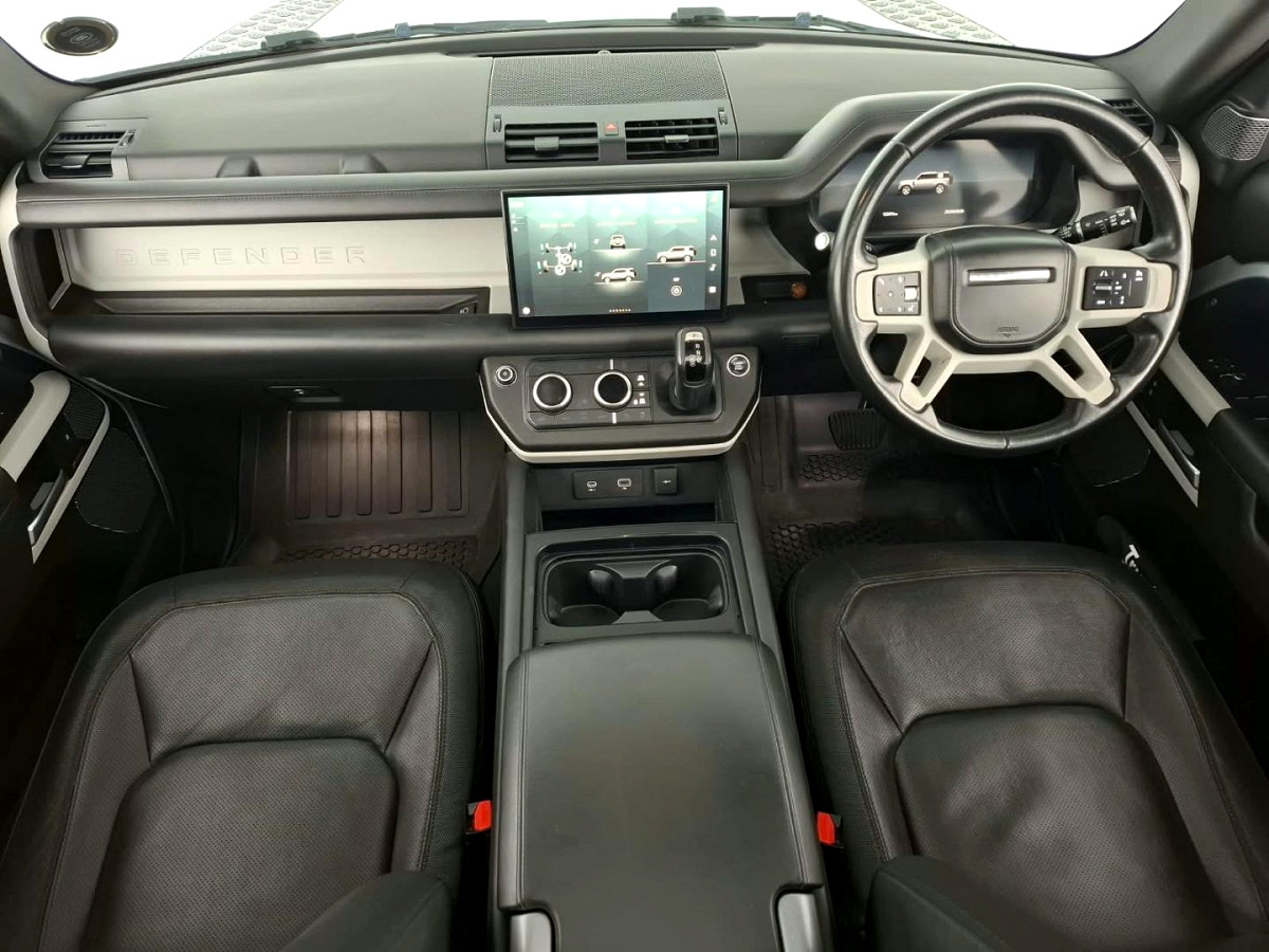 2022 LAND ROVER DEFENDER 110 3.0 D D300 X-DYNAMIC HSE (221kW)
