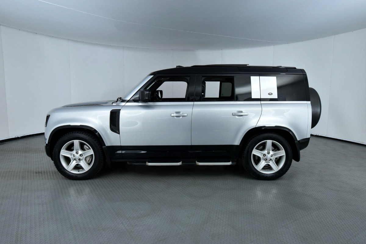 2022 LAND ROVER DEFENDER 110 3.0 D D300 X-DYNAMIC HSE (221kW)