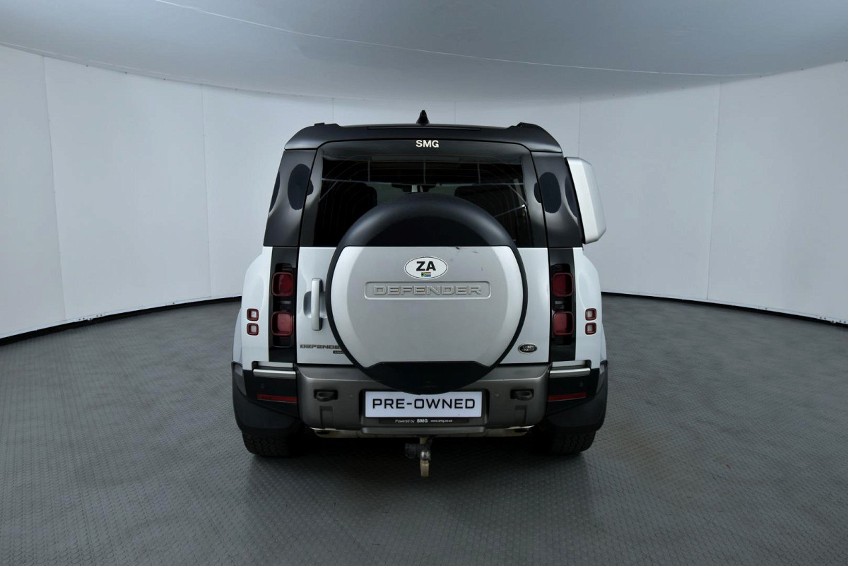 2022 LAND ROVER DEFENDER 110 3.0 D D300 X-DYNAMIC HSE (221kW)