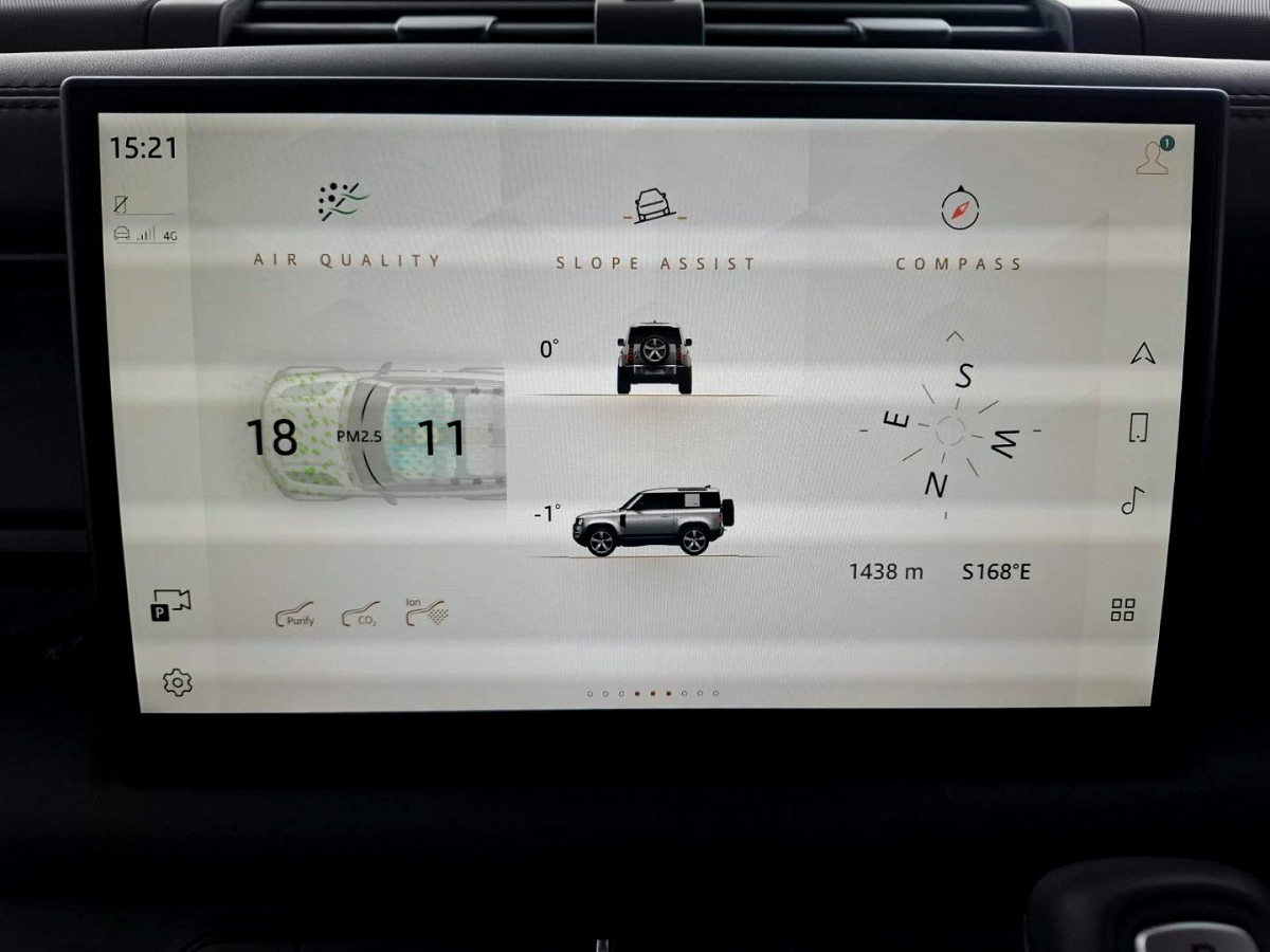 2025 LAND ROVER DEFENDER Defender