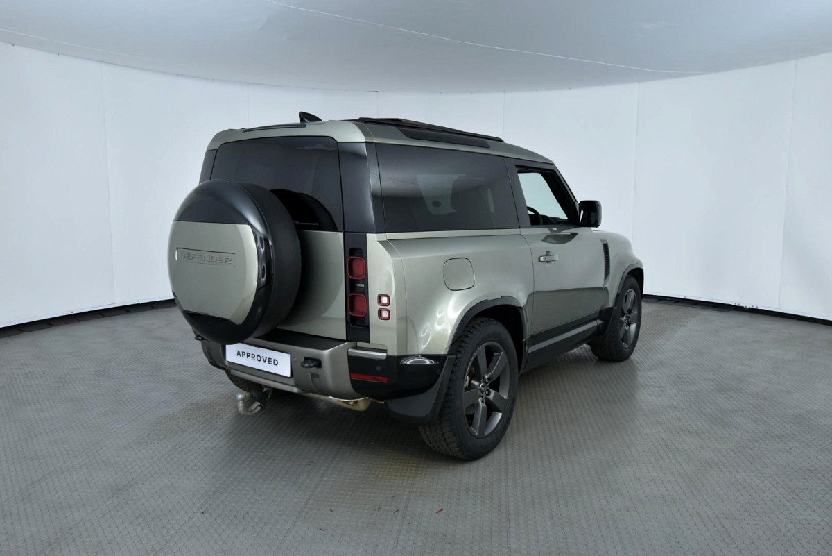 2025 LAND ROVER DEFENDER Defender