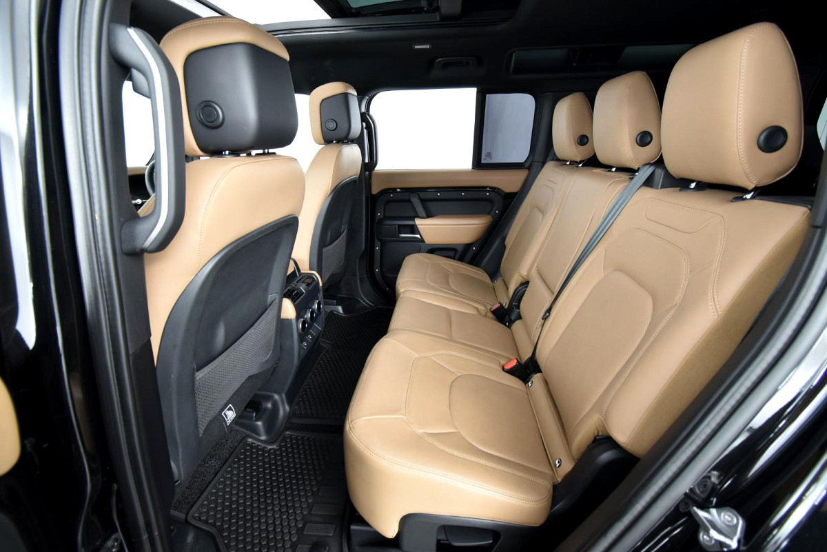 2025 LAND ROVER DEFENDER Defender