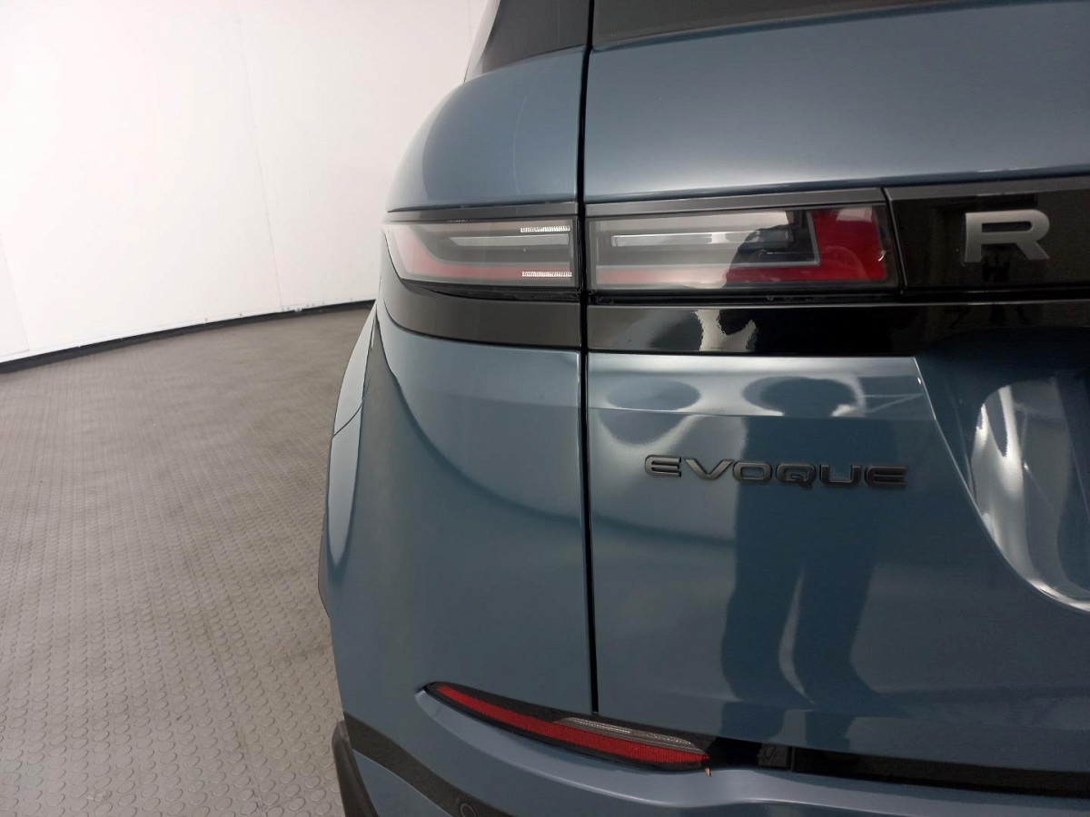 2025 LAND ROVER RANGE ROVER EVOQUE D200 DYNAMIC SE (147kW)