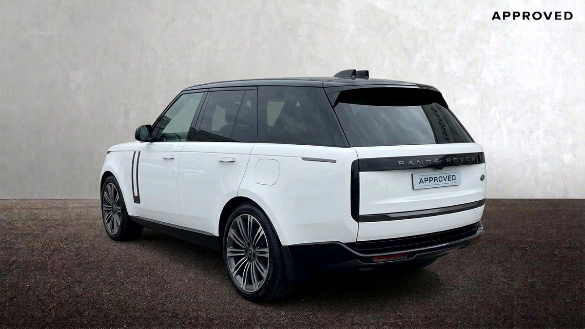 2026 LAND ROVER RANGE ROVER 4.4P P530 AUTOBIOGRAPHY SWB (390kW)