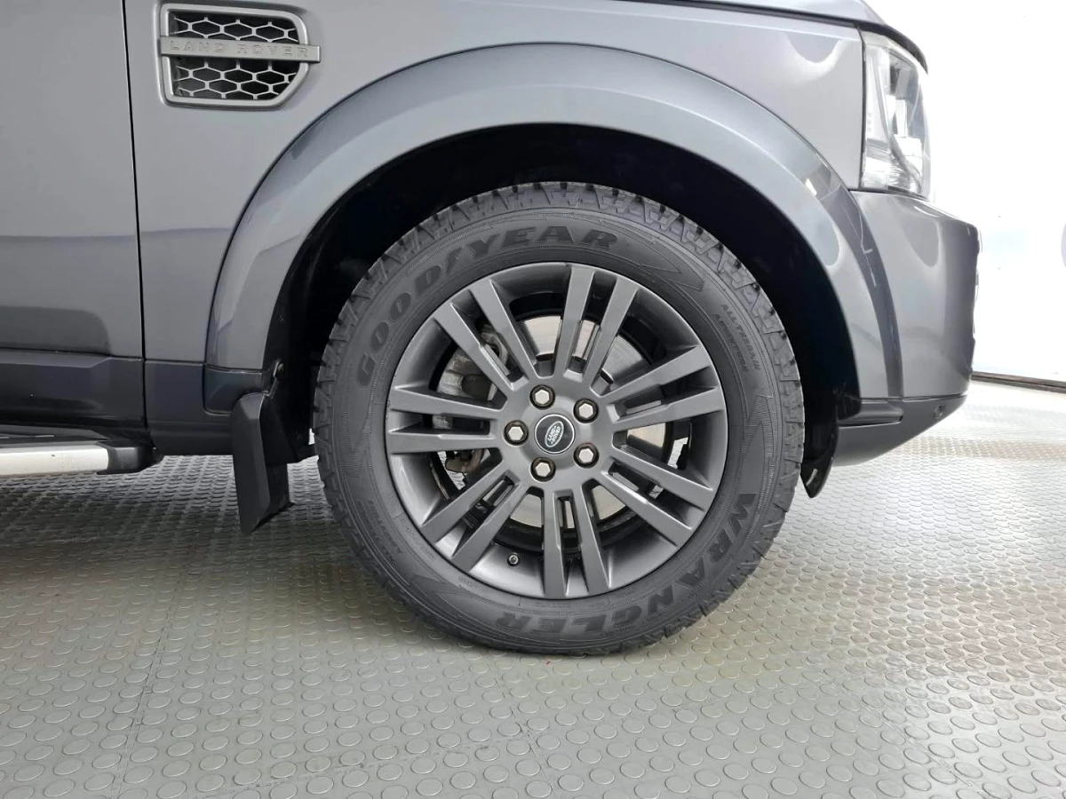 2017 LAND ROVER DISCOVERY 3.0 SD V6 GRAPHITE