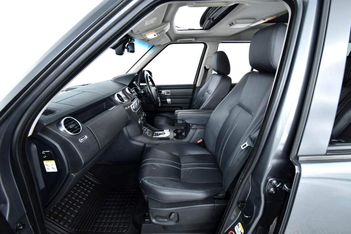 2017 LAND ROVER DISCOVERY 3.0 SD V6 GRAPHITE