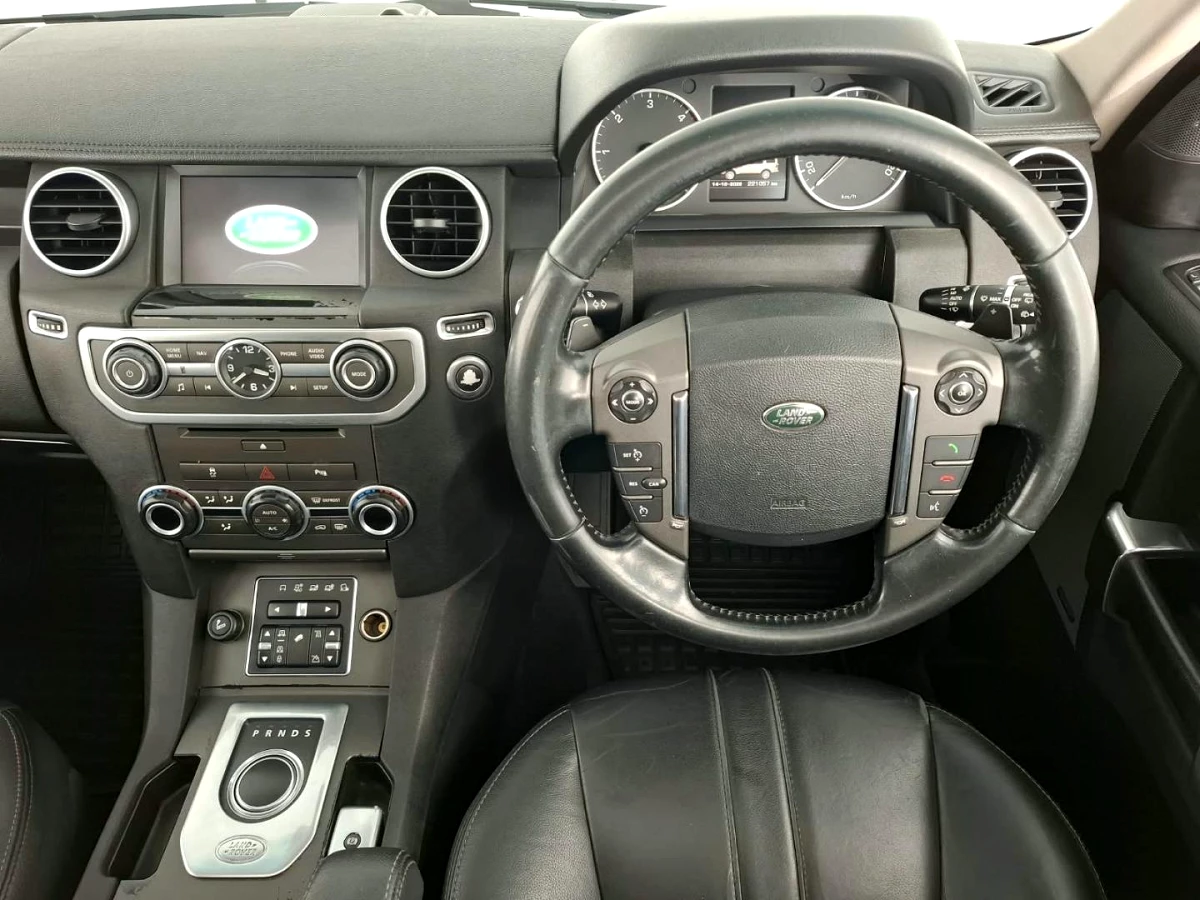 2017 LAND ROVER DISCOVERY 3.0 SD V6 GRAPHITE