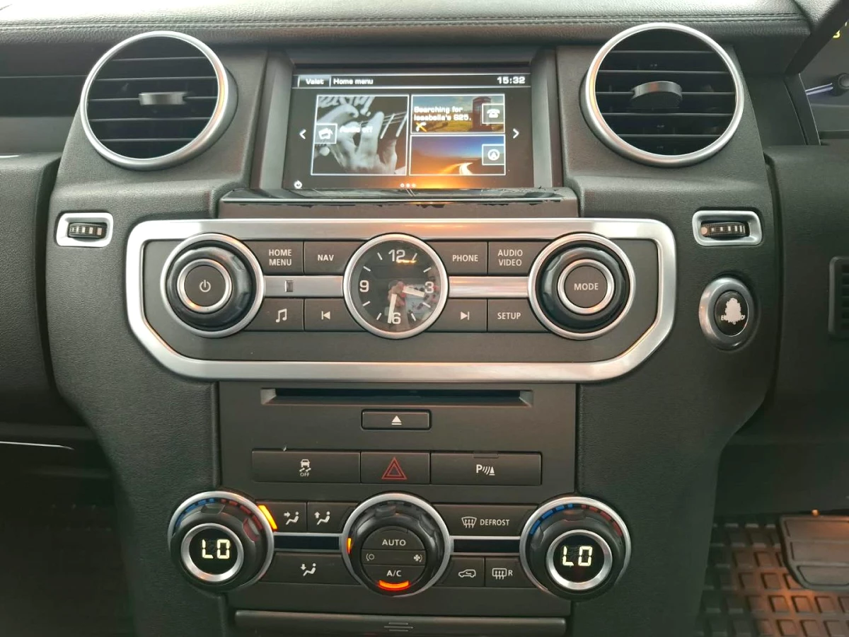 2017 LAND ROVER DISCOVERY 3.0 SD V6 GRAPHITE