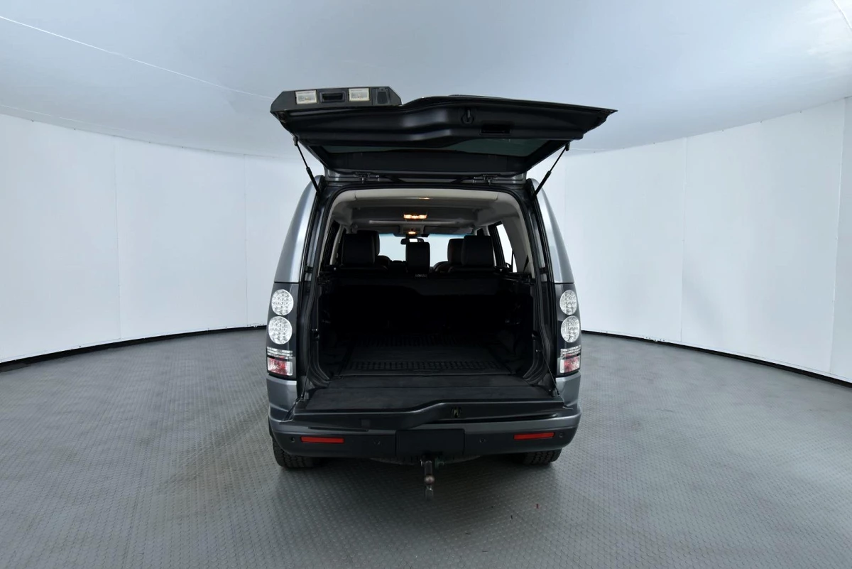 2017 LAND ROVER DISCOVERY 3.0 SD V6 GRAPHITE