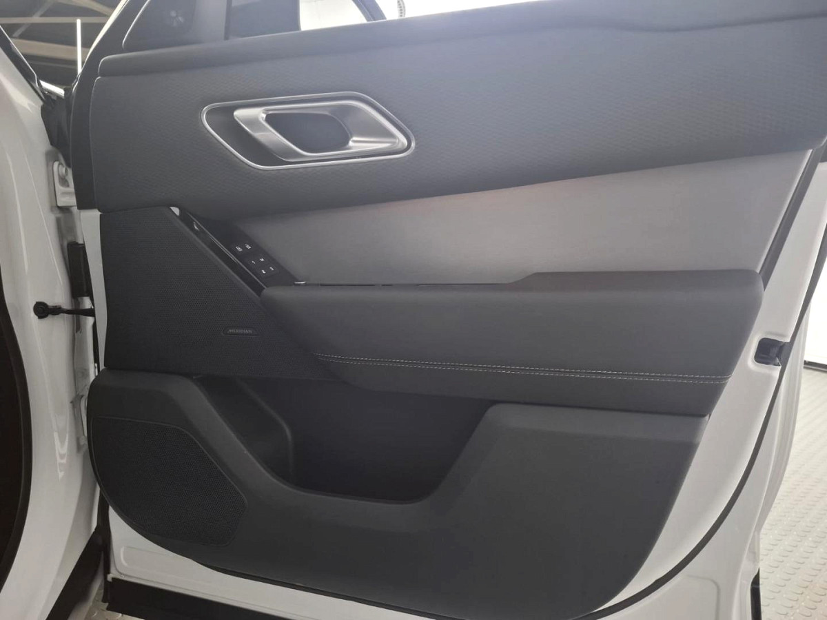2023 LAND ROVER RANGE ROVER VELAR 3.0 D D300 R-DYNAMIC SE (221kW)
