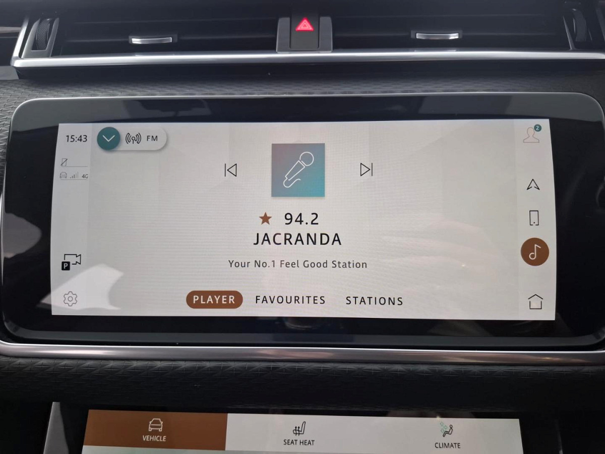 2023 LAND ROVER RANGE ROVER VELAR 3.0 D D300 R-DYNAMIC SE (221kW)