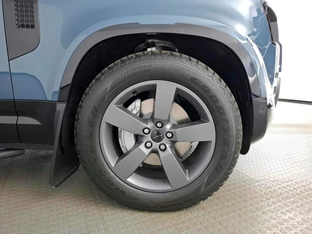 2026 LAND ROVER DEFENDER 110 3.0D D350 X-DYNAMIC HSE (257kW)