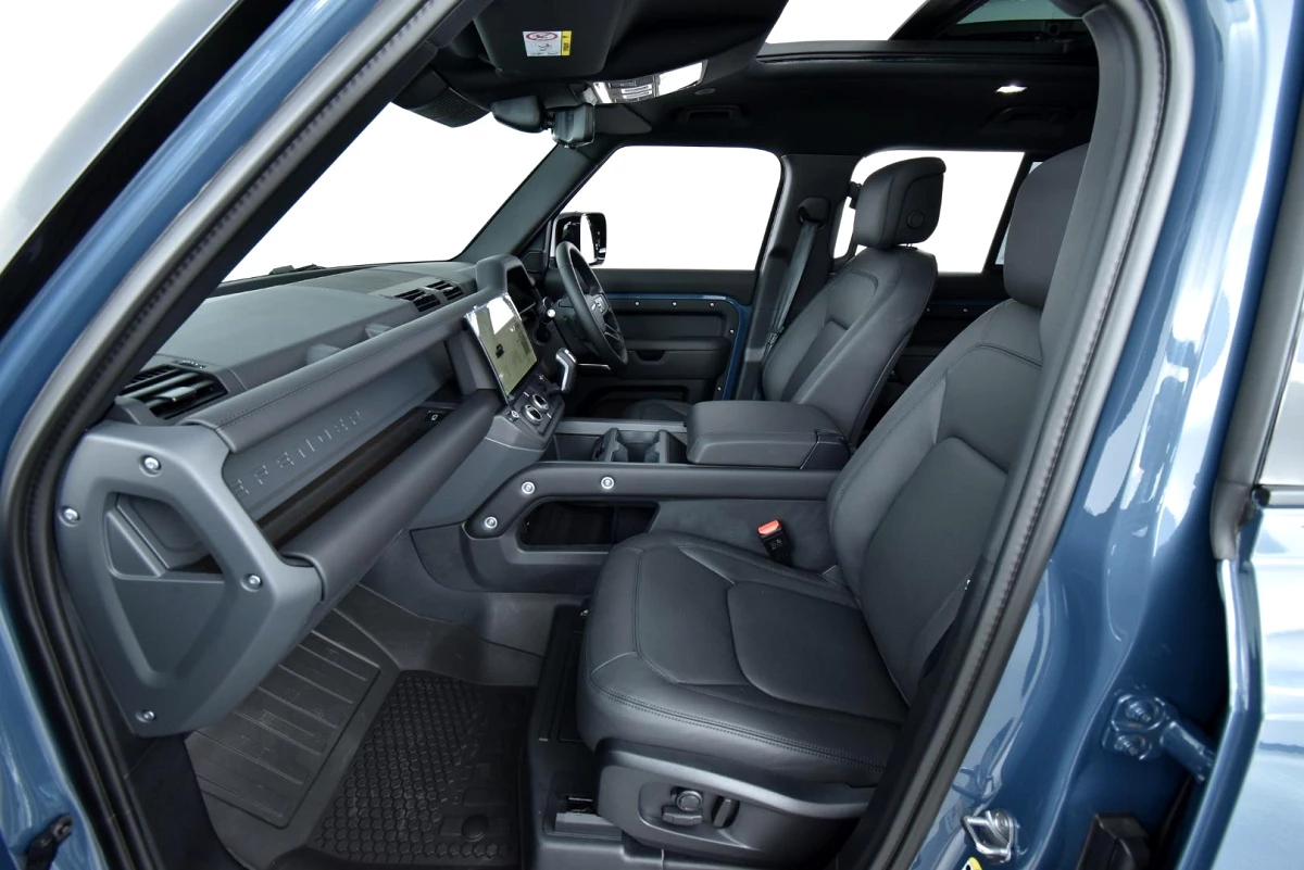 2026 LAND ROVER DEFENDER 110 3.0D D350 X-DYNAMIC HSE (257kW)