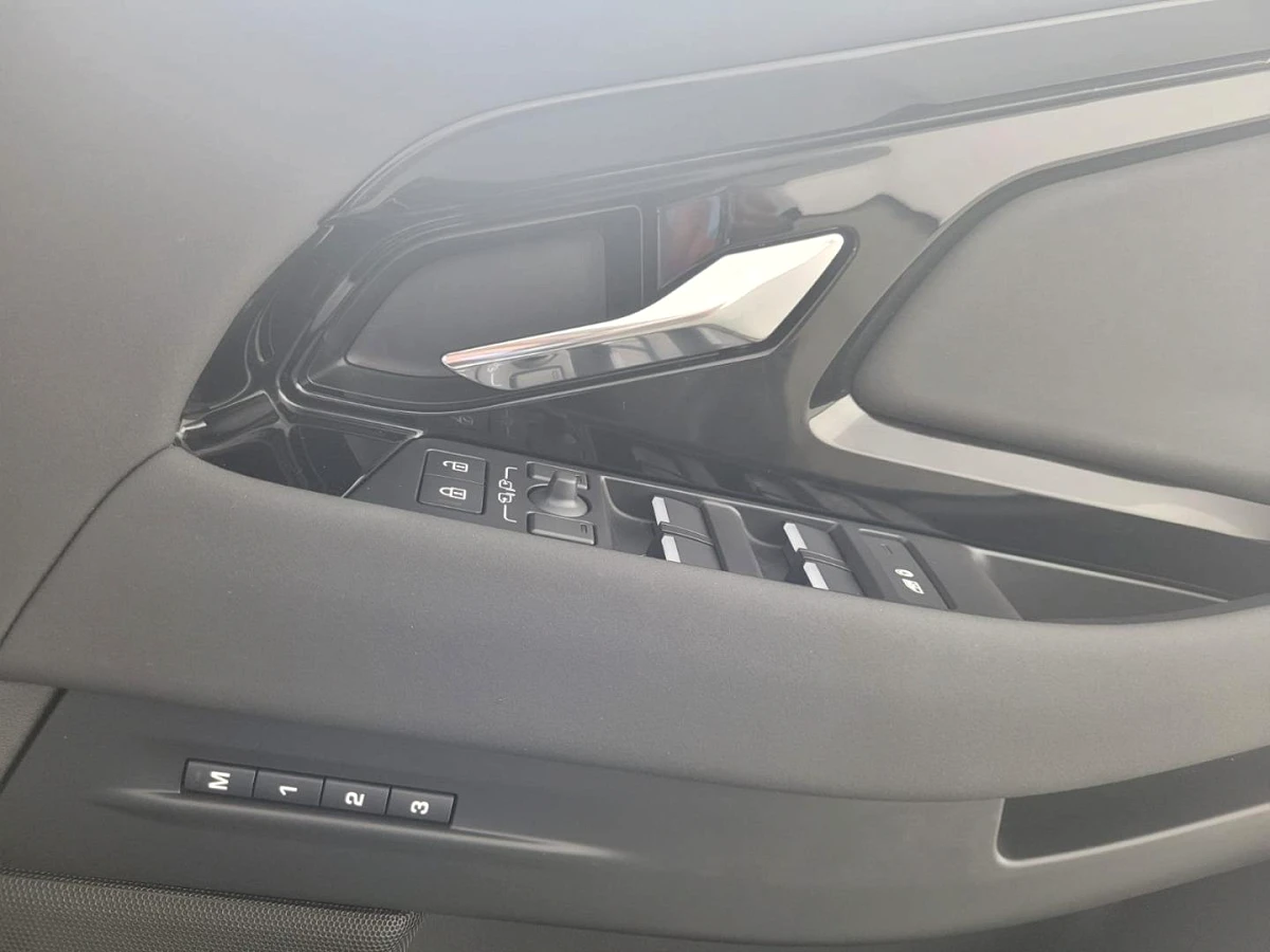 2026 LAND ROVER RANGE ROVER EVOQUE 2.0D D200 DYNAMIC SE (147kW)