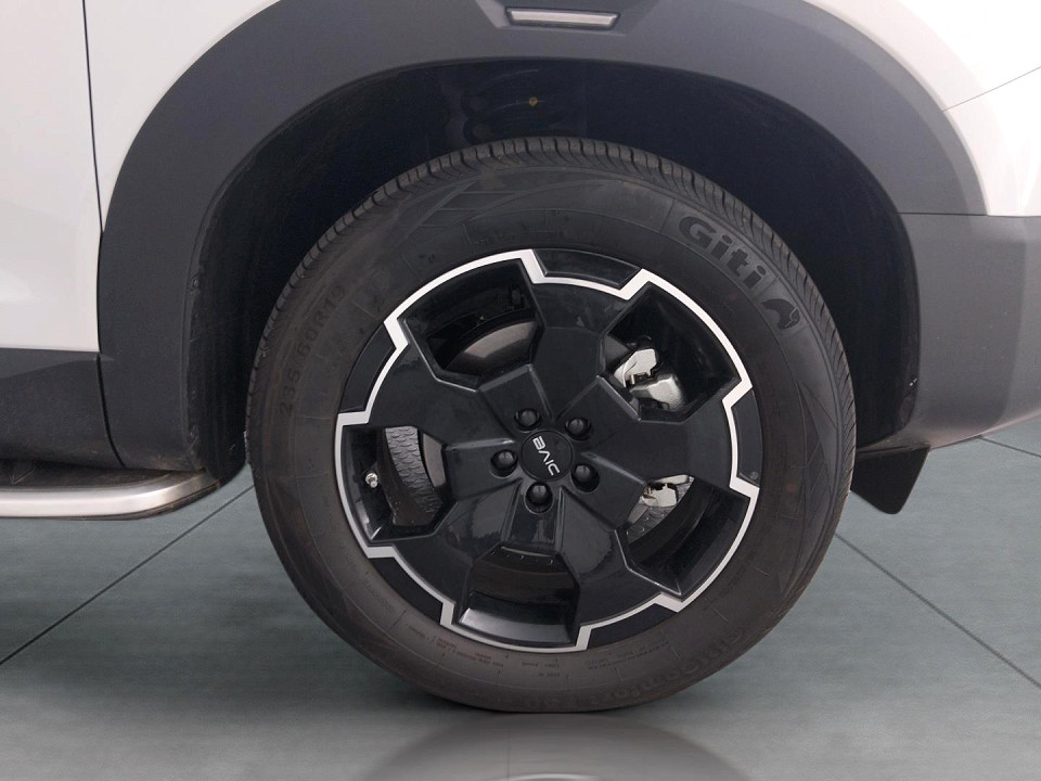 2025 BAIC B30 1.5T HEV PREMIUM ADVENTURE AWD