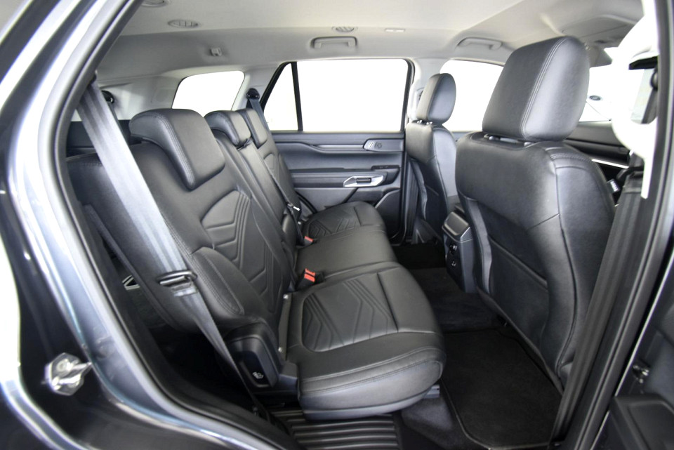 2024 FORD EVEREST 2.0 XLT BiT 4X2 AT
