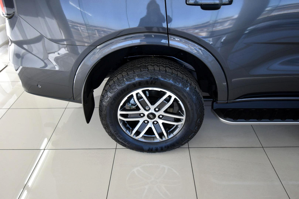 2024 FORD EVEREST 3.0 PLATINUM AWD AT