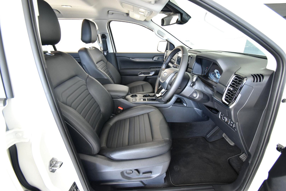 2025 FORD EVEREST 2.0 BiT SPORT 4X2 AT