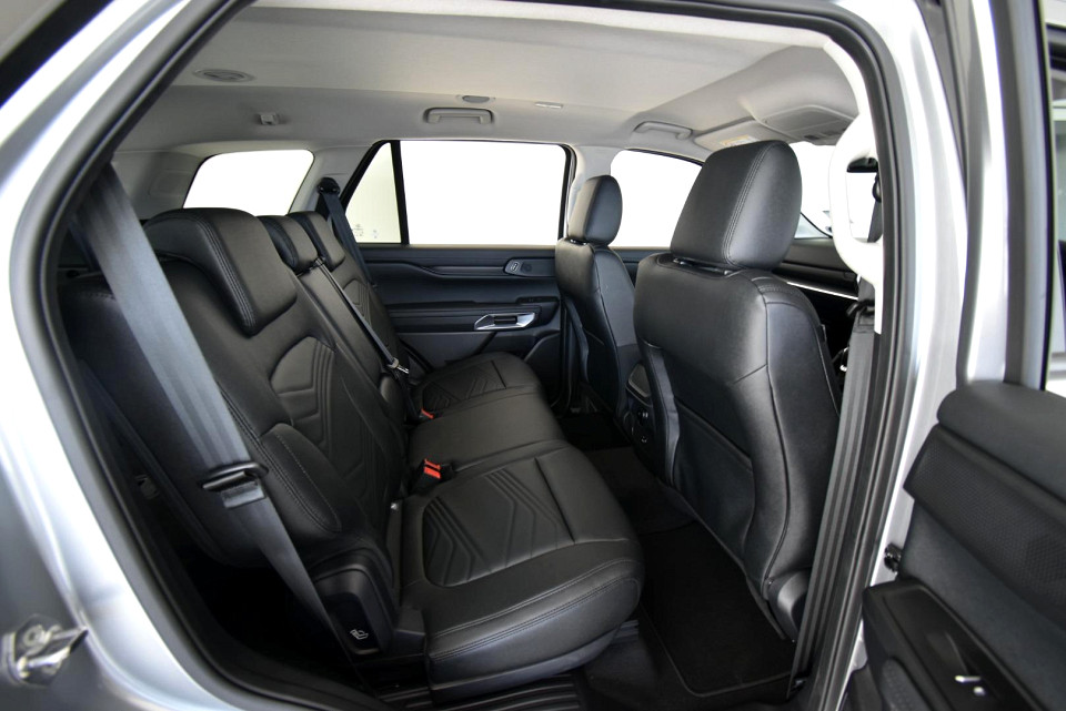 2025 FORD EVEREST 2.0 XLT BiT 4X2 AT