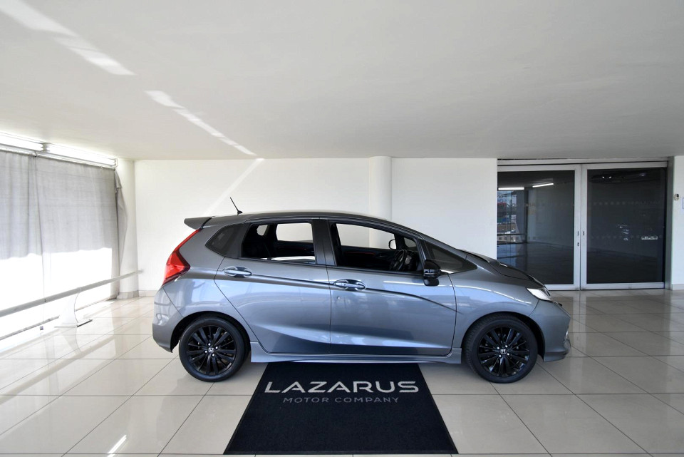 2020 HONDA JAZZ 1.5 SPORT CVT