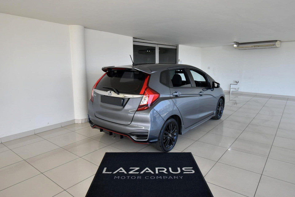 2020 HONDA JAZZ 1.5 SPORT CVT