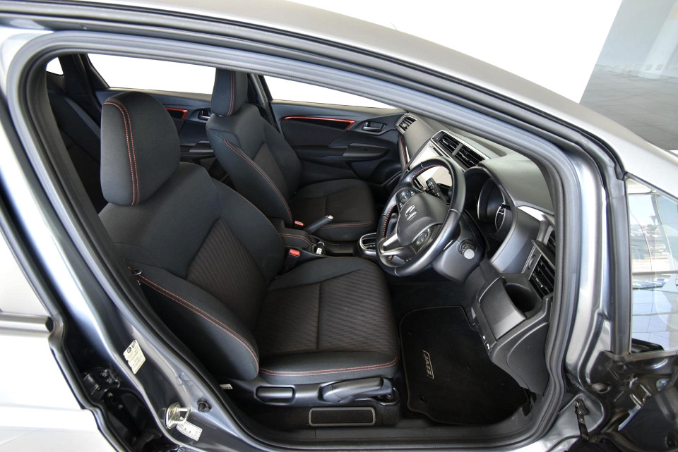 2020 HONDA JAZZ 1.5 SPORT CVT