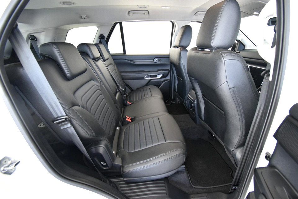 2025 FORD EVEREST 2.0 BiT SPORT 4X4 AT
