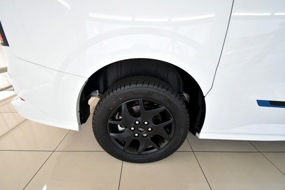 2025 FORD TOURNEO CUSTOM 2.0 SPORT SWB AT