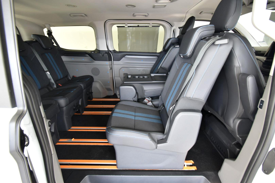 2025 FORD TOURNEO CUSTOM 2.0 SPORT SWB AT