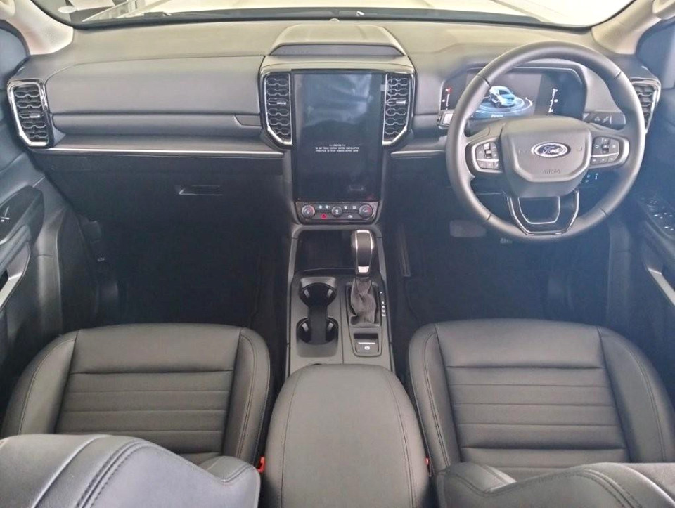 2025 FORD EVEREST 2.0 BiT SPORT 4X2 AT