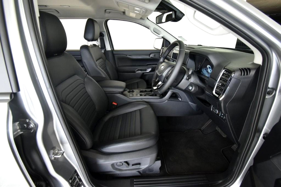 2025 FORD EVEREST 2.0 BiT SPORT 4X2 AT