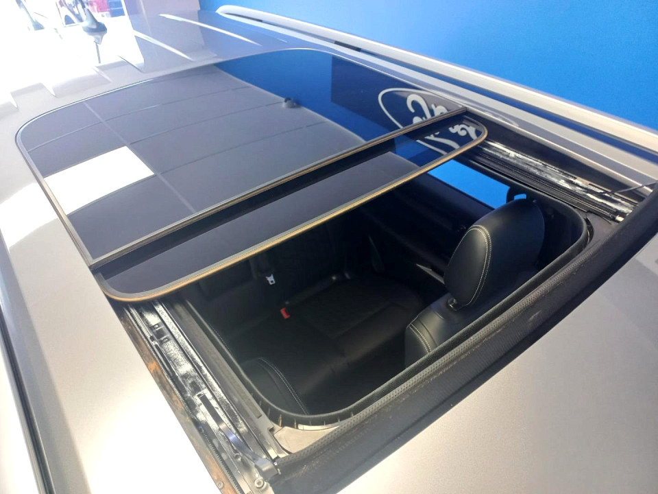 2025 FORD EVEREST 3.0 PLATINUM AWD AT