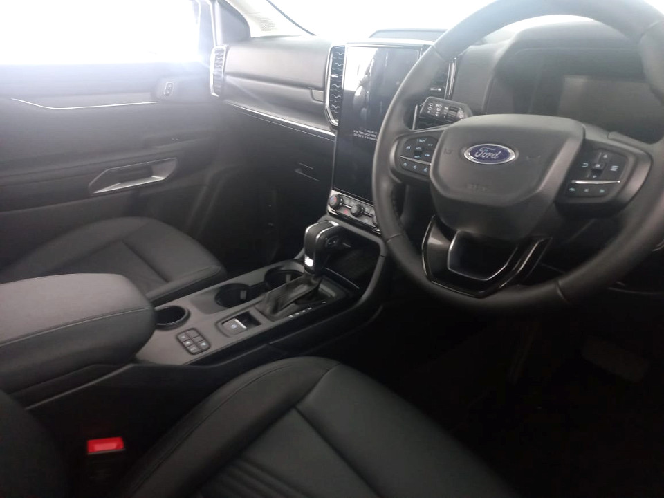 2025 FORD EVEREST 2.0 XLT BiT 4X2 AT